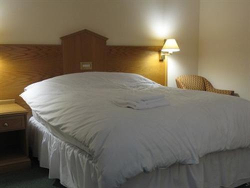 Hazelwood House Bed & Breakfast Bridgend  Bagian luar foto