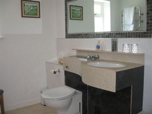 Hazelwood House Bed & Breakfast Bridgend  Bagian luar foto